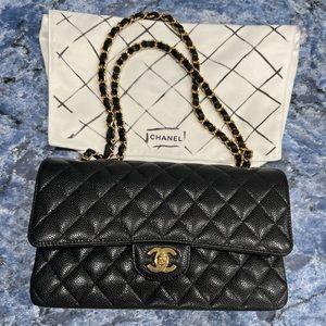 Authentic Chanel Flap Bag Black (2022)